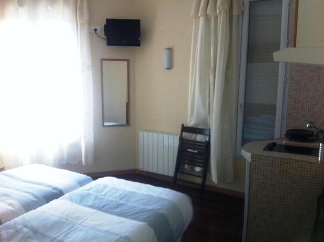 Residence Moliere Hotel Paris Montrouge Zimmer foto
